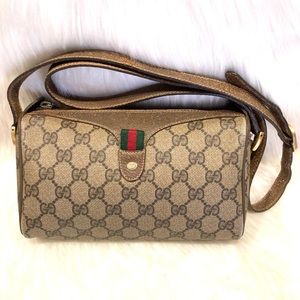 Authentic Gucci Monogram Logo Shoulder Bag  #2.8v